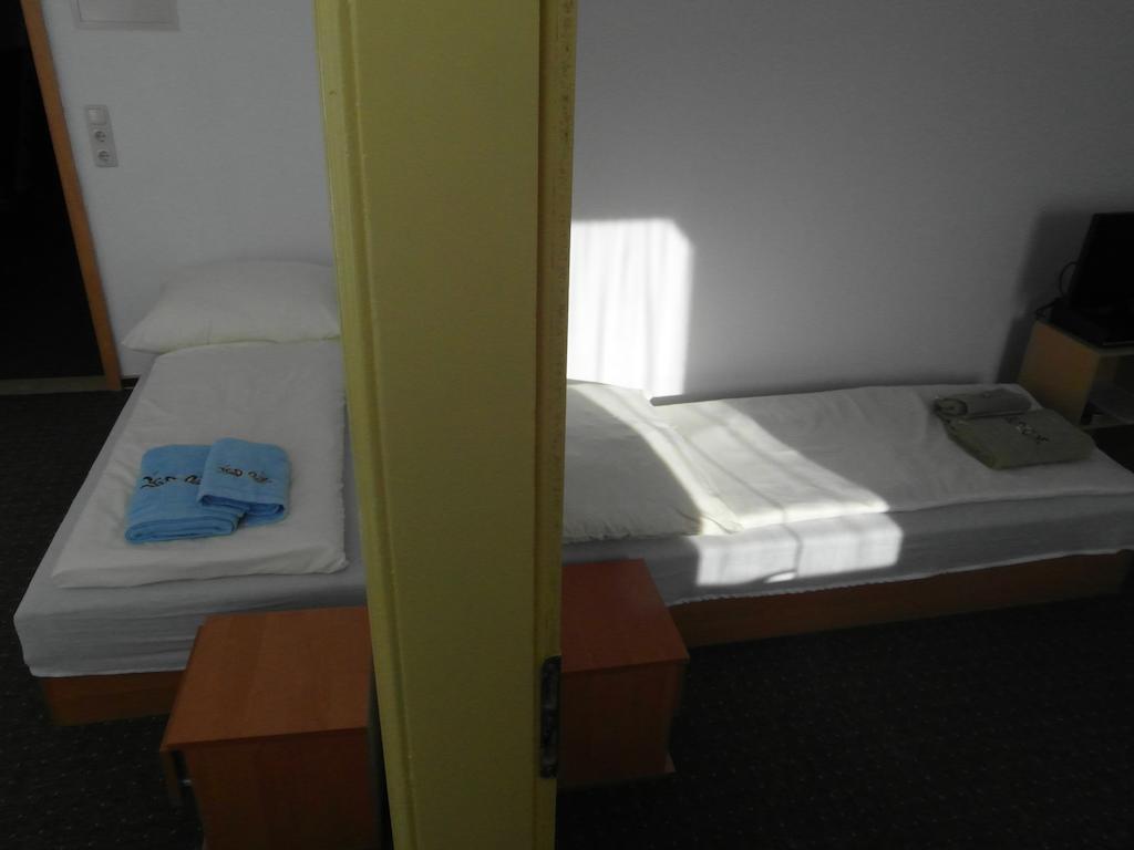 Pension "Am Wald" Lautenthal Kamer foto