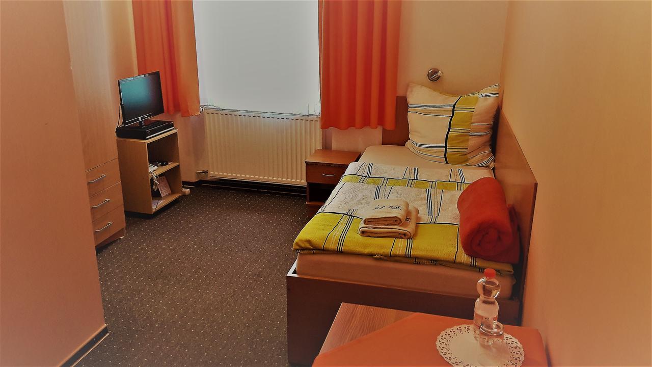 Pension "Am Wald" Lautenthal Buitenkant foto